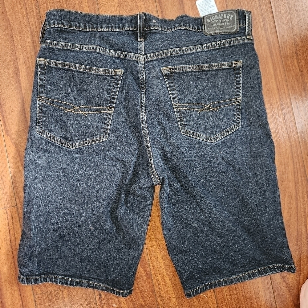 Jean  Shorts - Picture 2 of 3
